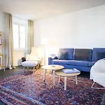 Chasa Stradun 203a Apartamento Scuol